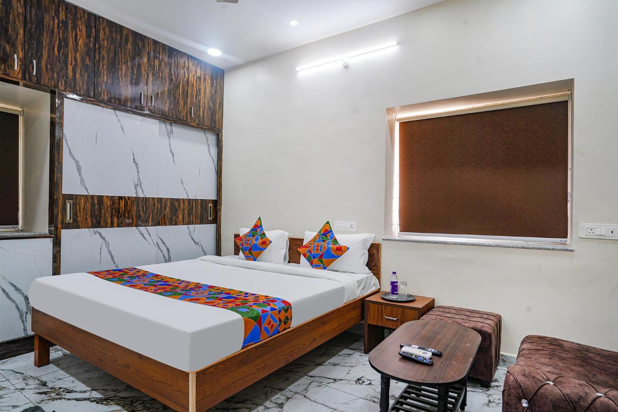 Fabhotel Perams Grand Inn - Hitech City Haidarábád Kültér fotó