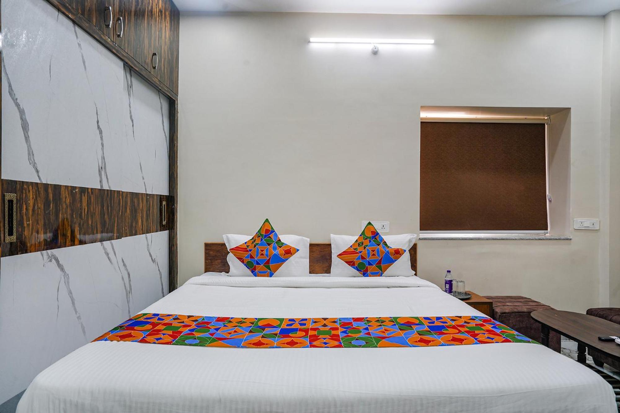 Fabhotel Perams Grand Inn - Hitech City Haidarábád Kültér fotó