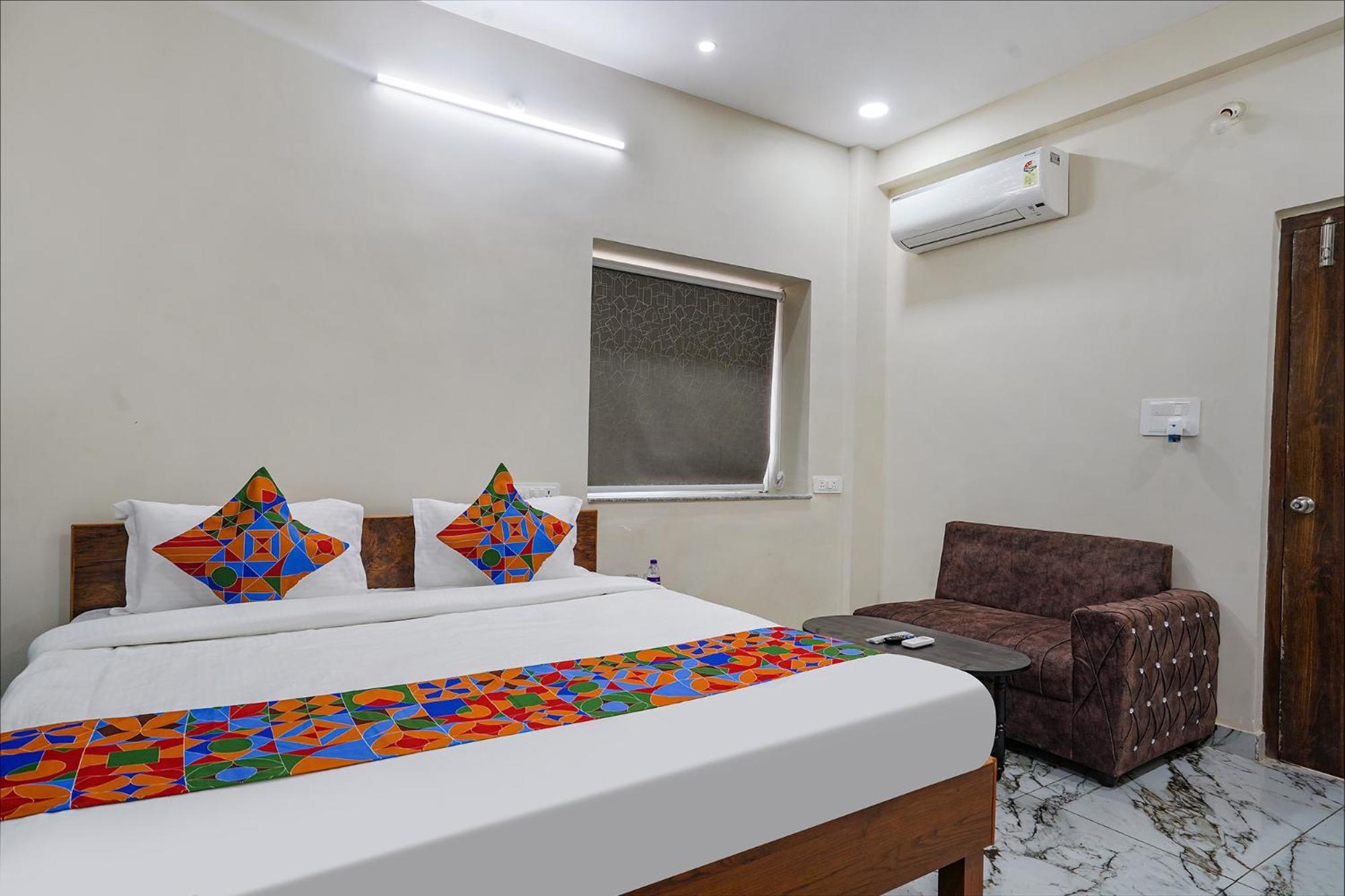 Fabhotel Perams Grand Inn - Hitech City Haidarábád Kültér fotó