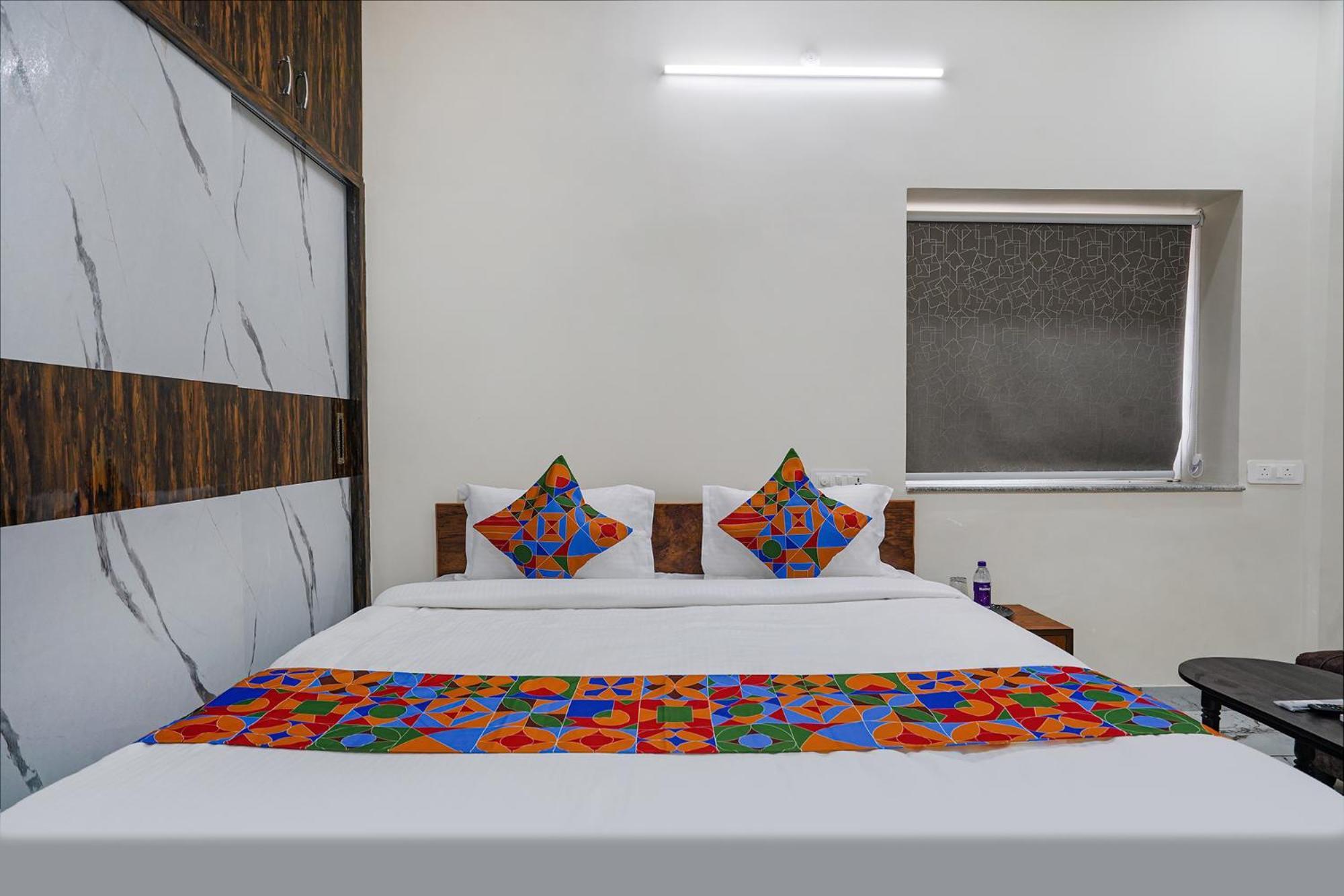 Fabhotel Perams Grand Inn - Hitech City Haidarábád Kültér fotó
